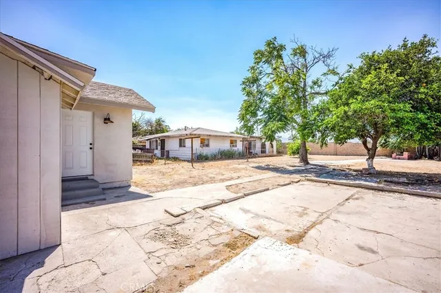 $410,000 | 820 East G Street, Colton, CA 92324