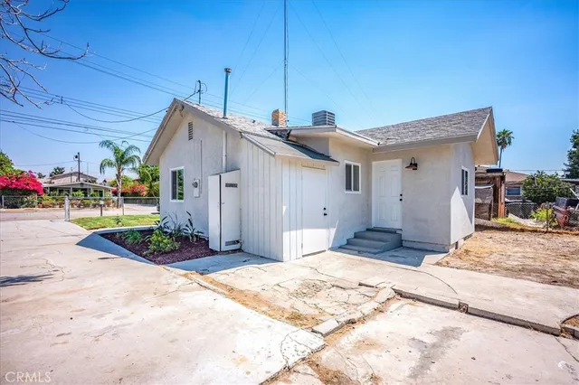 $410,000 | 820 East G Street, Colton, CA 92324