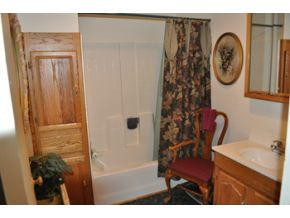 826 Hurricane Road Northeast, Unit 1 Wise, VA 24293 - Photo 11 of 12 Bath