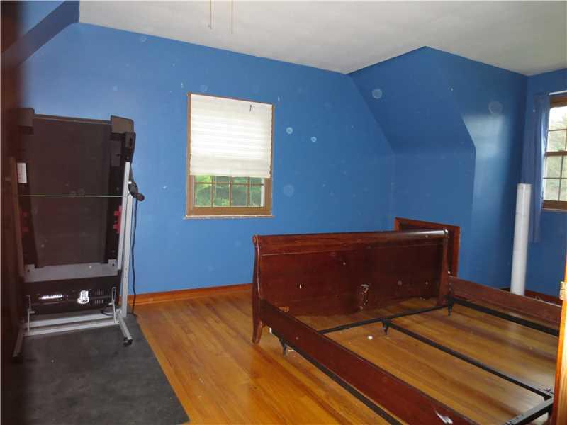 584 Freeport Road Freeport, PA 16229 - Photo 12 of 25 Master Bedroom.