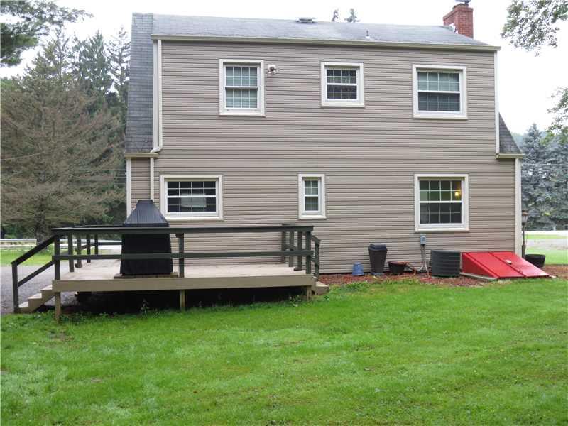 584 Freeport Road Freeport, PA 16229 - Photo 19 of 25 Exterior Back.