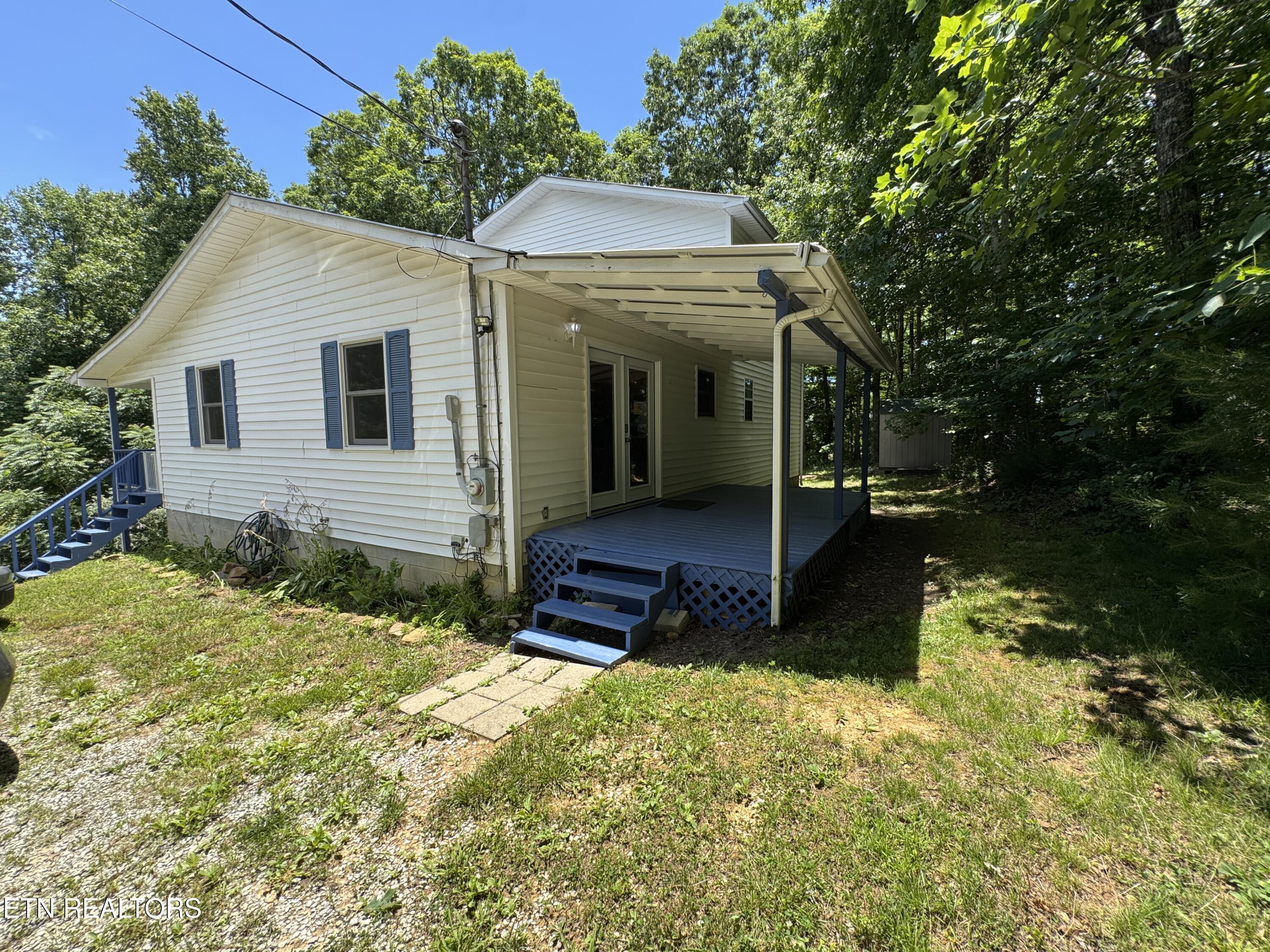 125 Walnut Lane Oneida, TN 37841 - Photo 5 of 39 IMG_7651