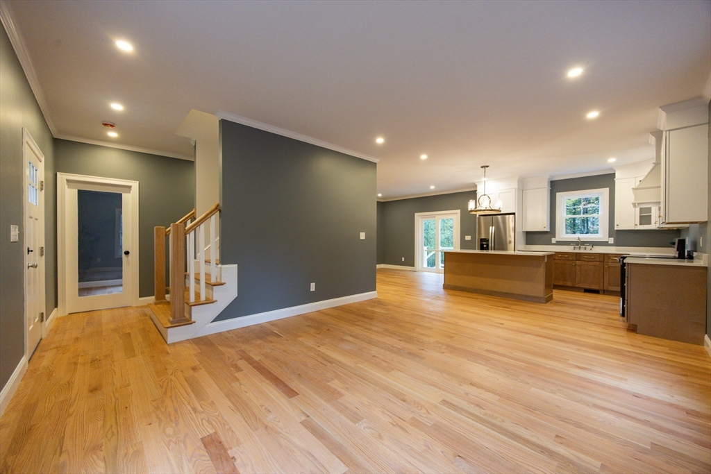 33 Azalea Road Mansfield, MA 02048 - Photo 11 of 42 Gallery Image 11