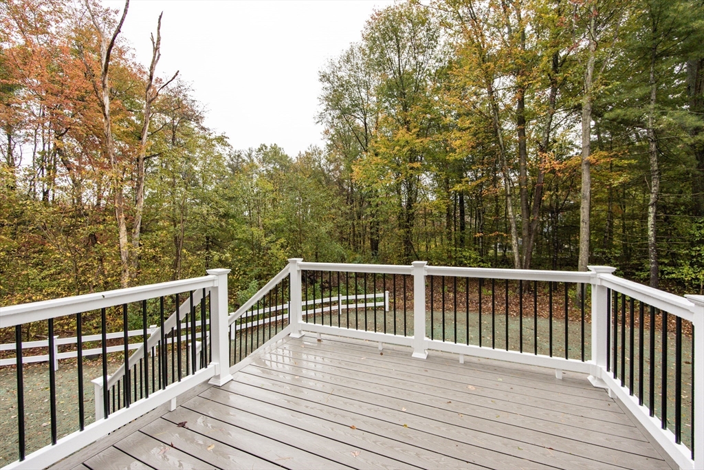 33 Azalea Road Mansfield, MA 02048 - Photo 10 of 42 Gallery Image 10