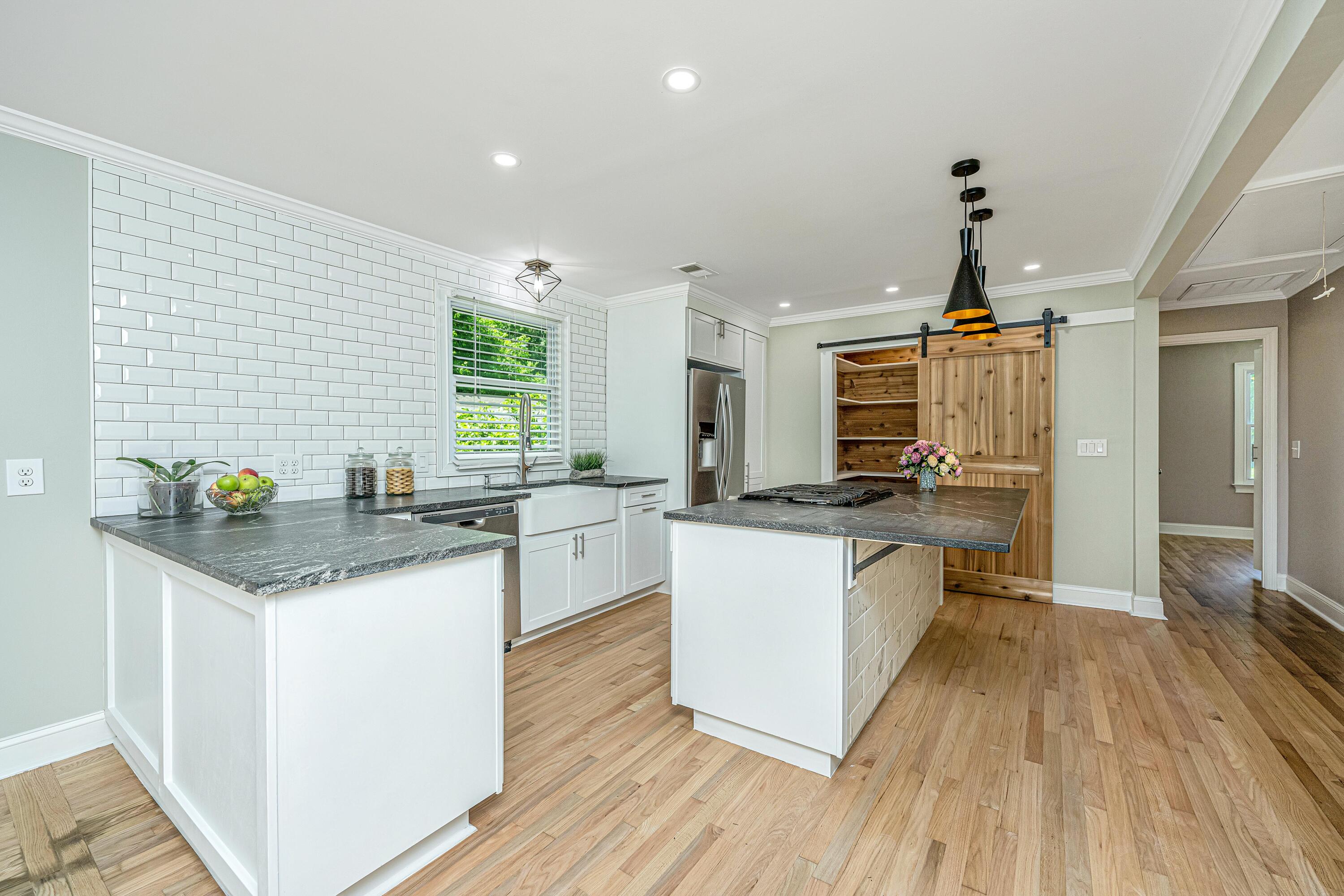2324 Falcon Road North Charleston, SC 29406 - Photo 5 of 11 Kitchen
