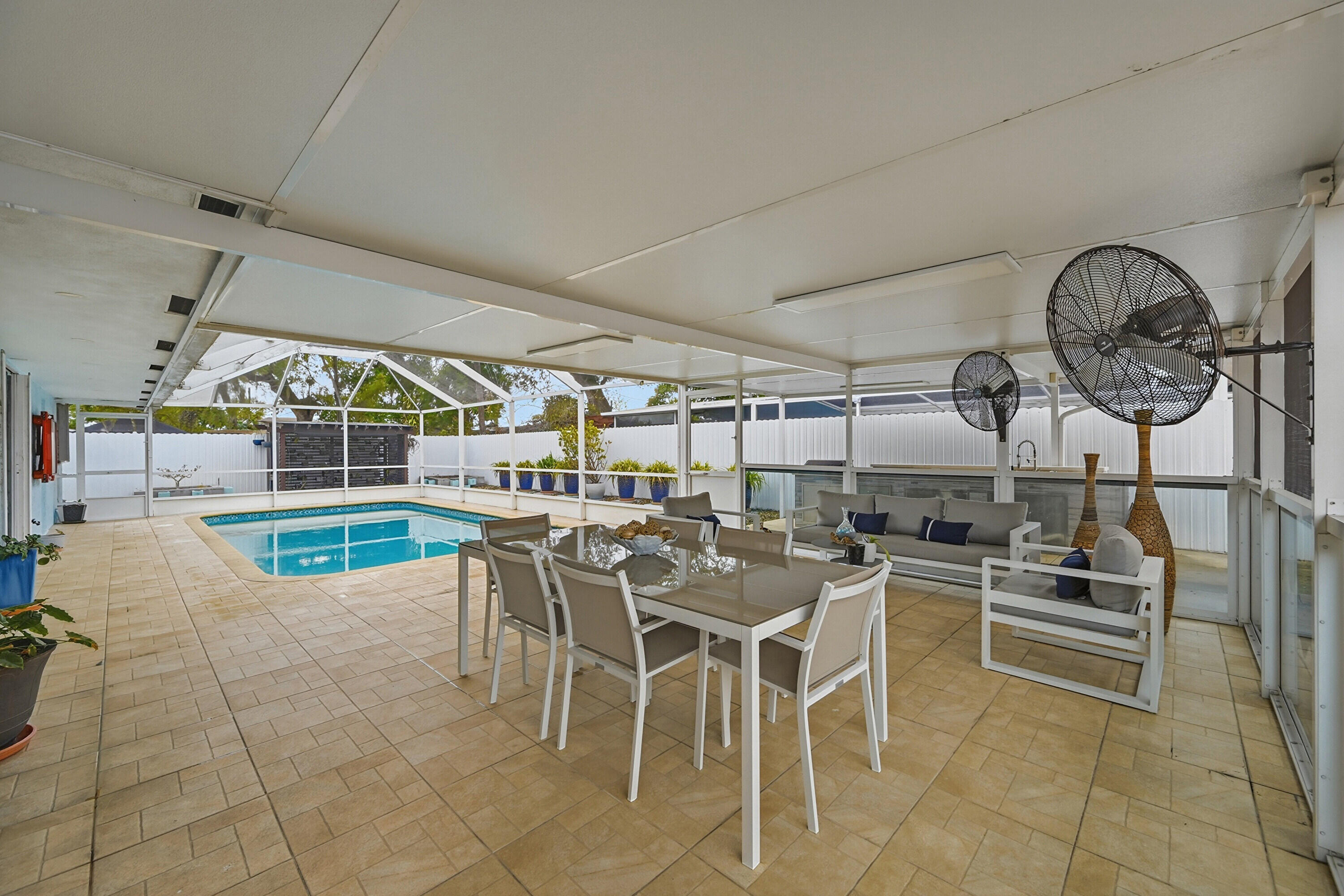 6271 Harding Street Hollywood, FL 33024 - Photo 26 of 58 26_stl_7198