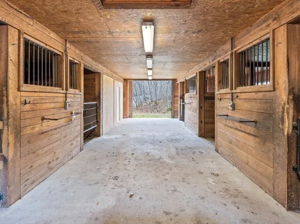 a view of walk in closet