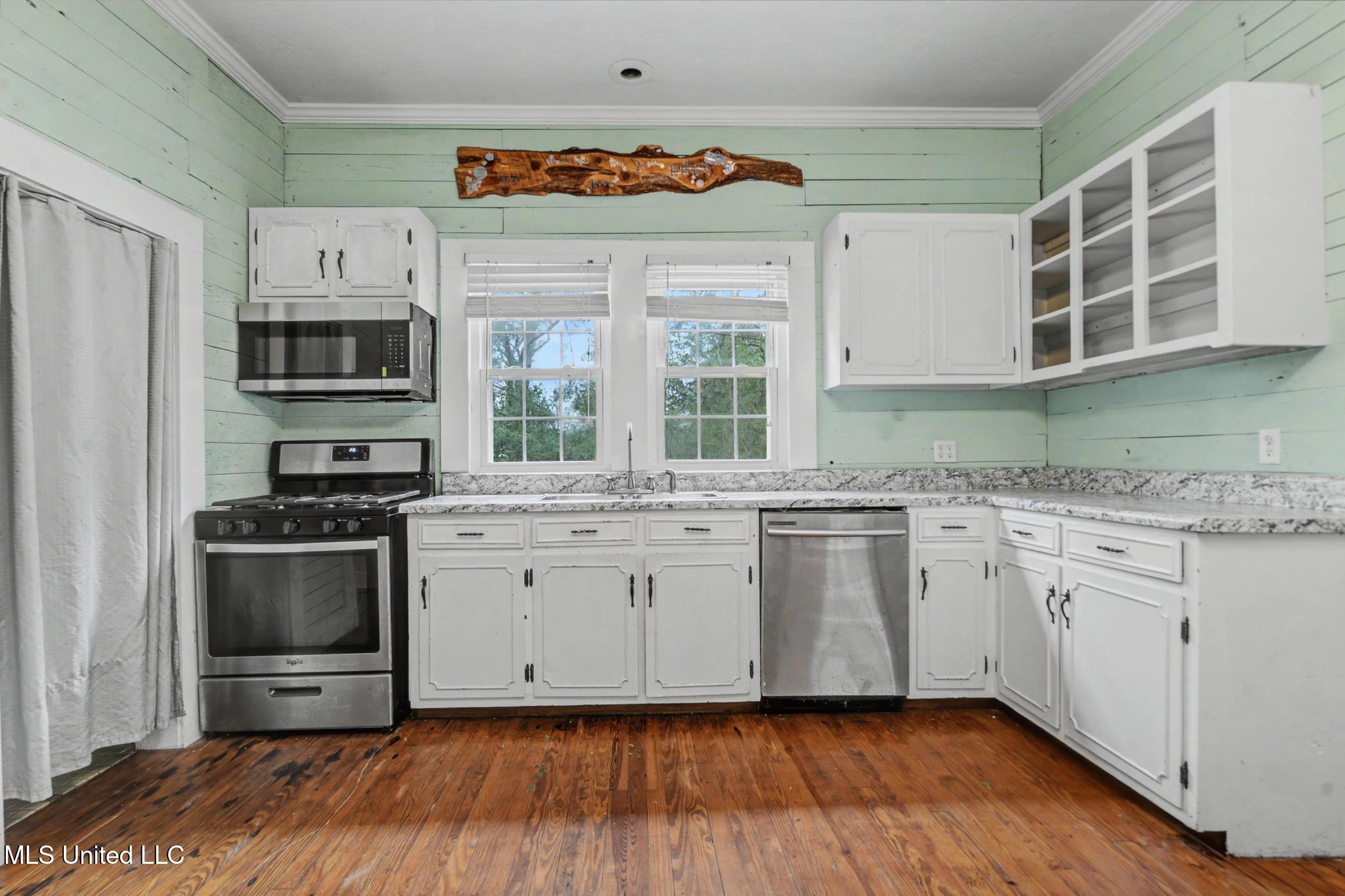 219 Depot Road Lucedale, MS 39452 - Photo 7 of 20 007