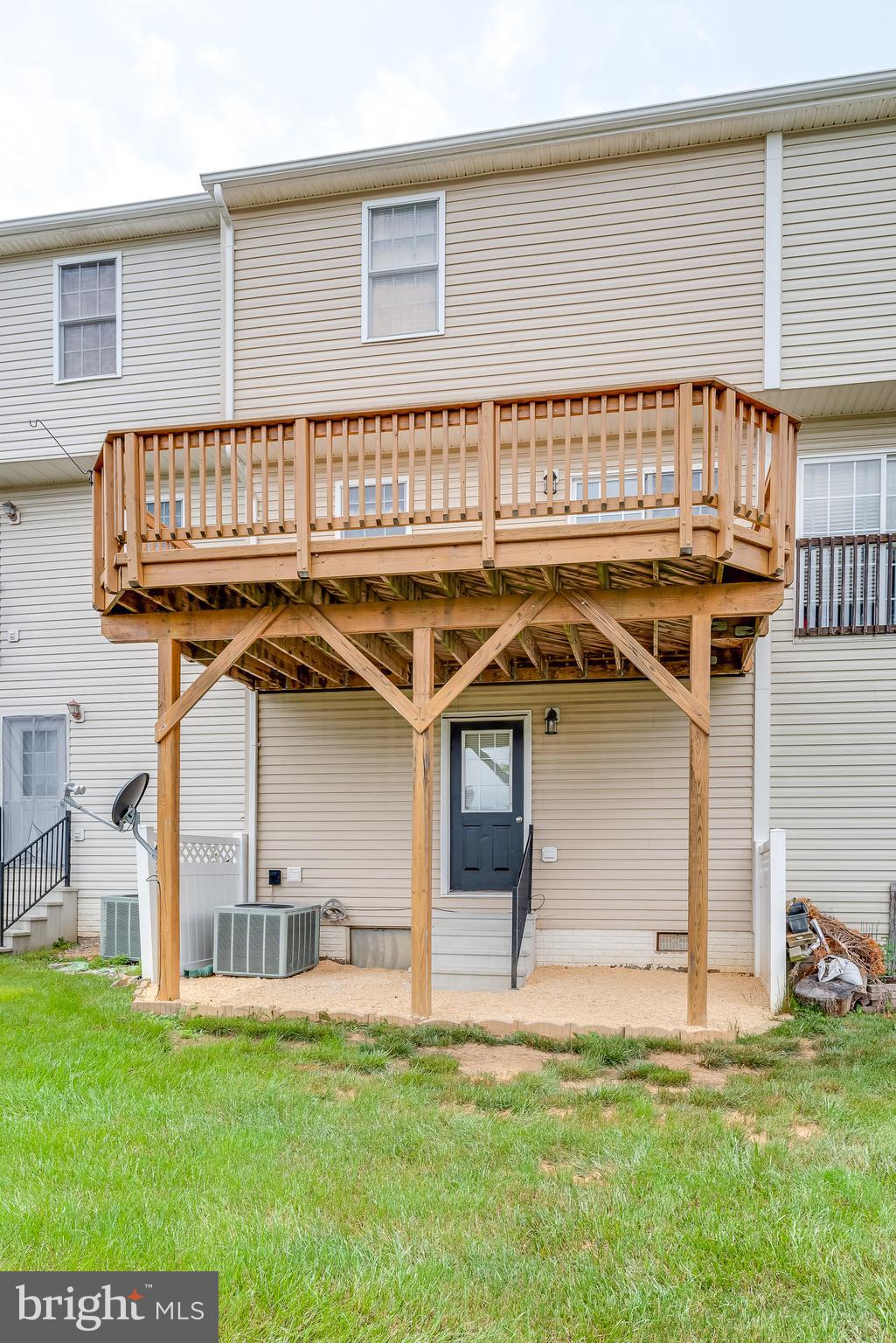 9 Fuzzy Tail Drive Ranson, WV 25438 - Photo 27 of 30 Perfect for enjoying this warm weather
