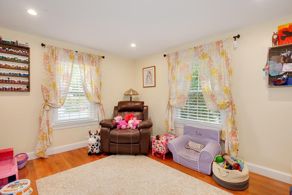 659 Waverly Road North Andover, MA 01845 - Photo 12 of 23 Gallery Image 12