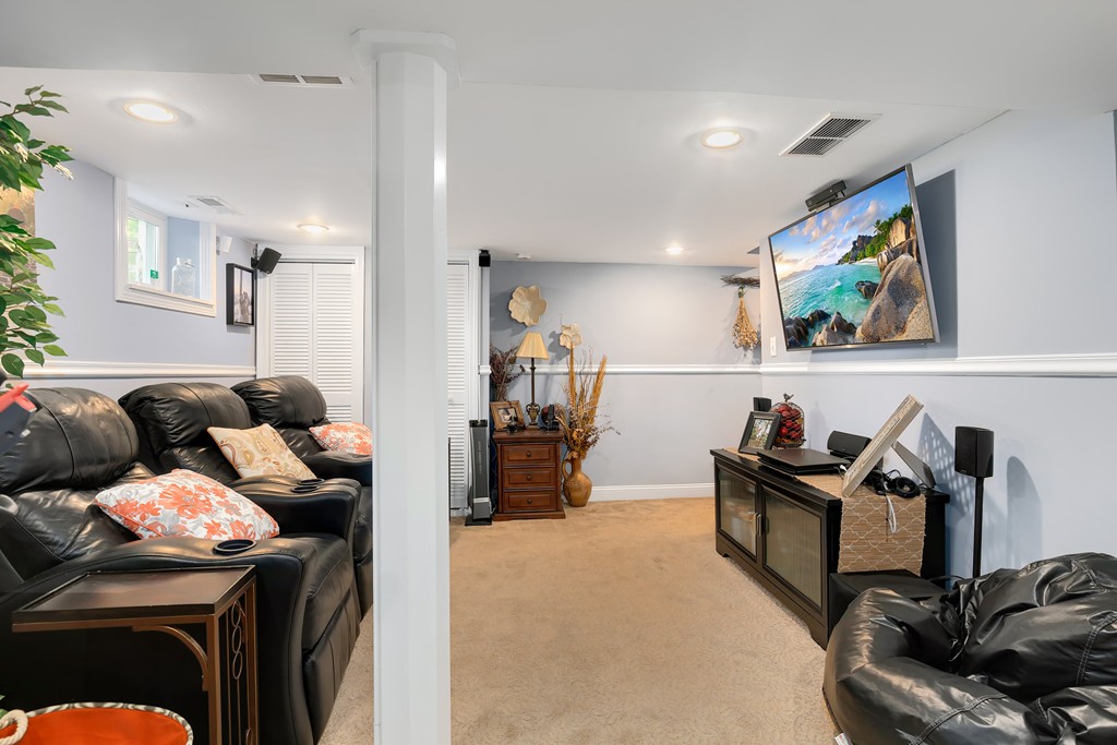 659 Waverly Road North Andover, MA 01845 - Photo 15 of 23 Gallery Image 15