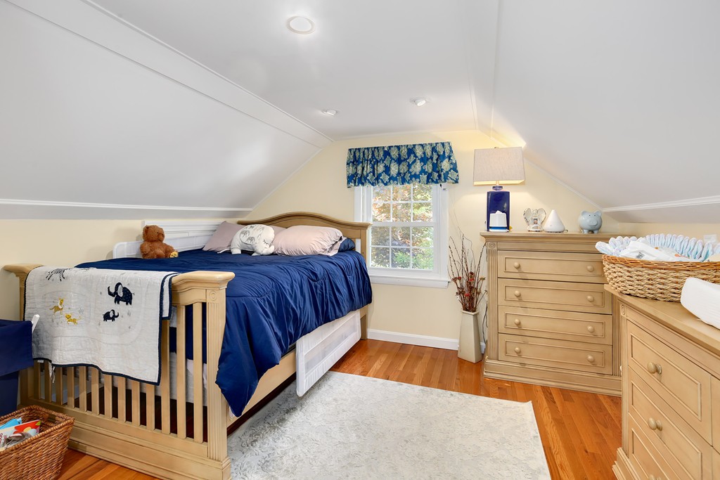 659 Waverly Road North Andover, MA 01845 - Photo 17 of 23 Gallery Image 17