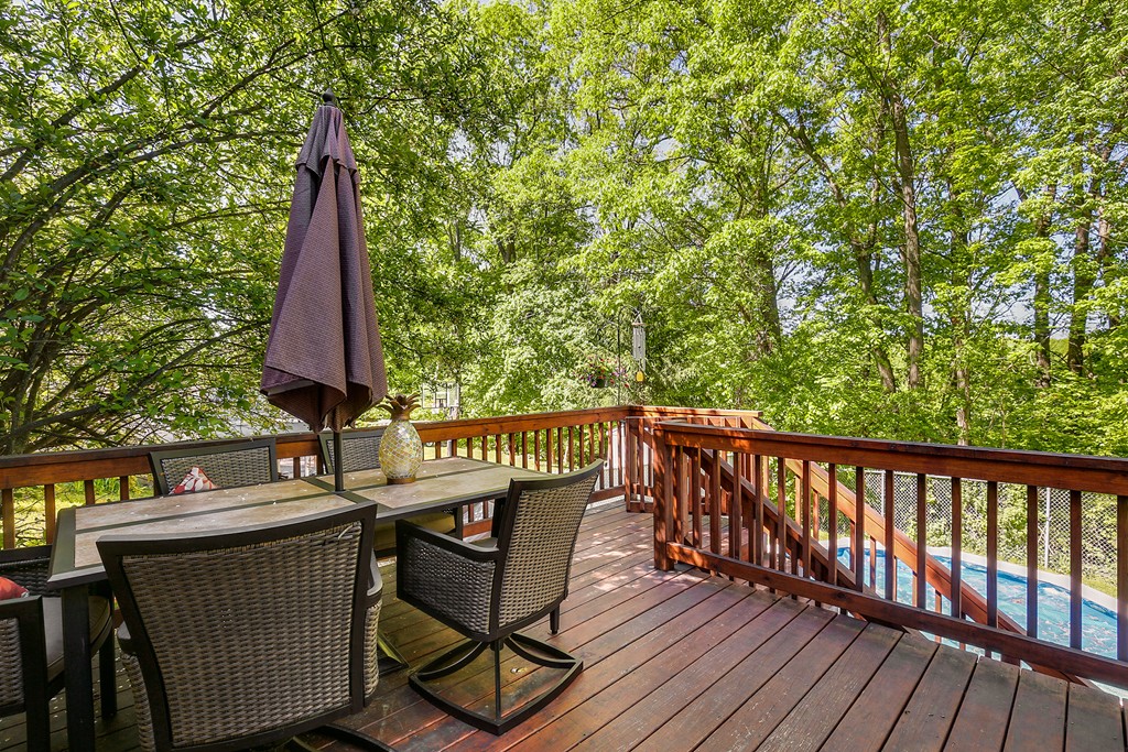 659 Waverly Road North Andover, MA 01845 - Photo 19 of 23 Gallery Image 19
