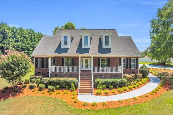 $540,000 | 561 Thorn Cove Drive, Chesnee, SC 29323