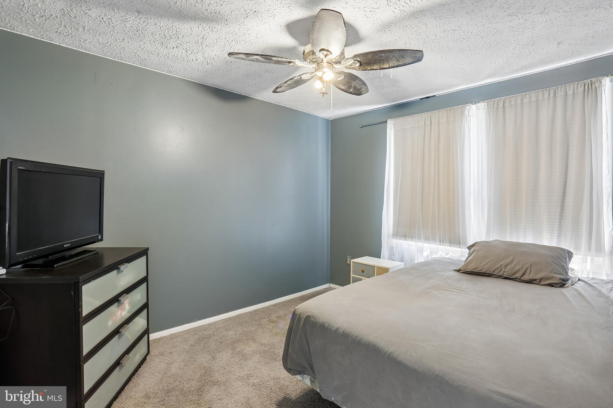 10508 Apple Ridge Road Gaithersburg, MD 20886 - Photo 17 of 27
