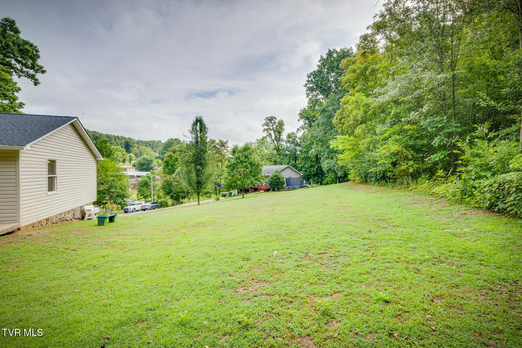214 Marie Street Greeneville, TN 37743 - Photo 28 of 32 031