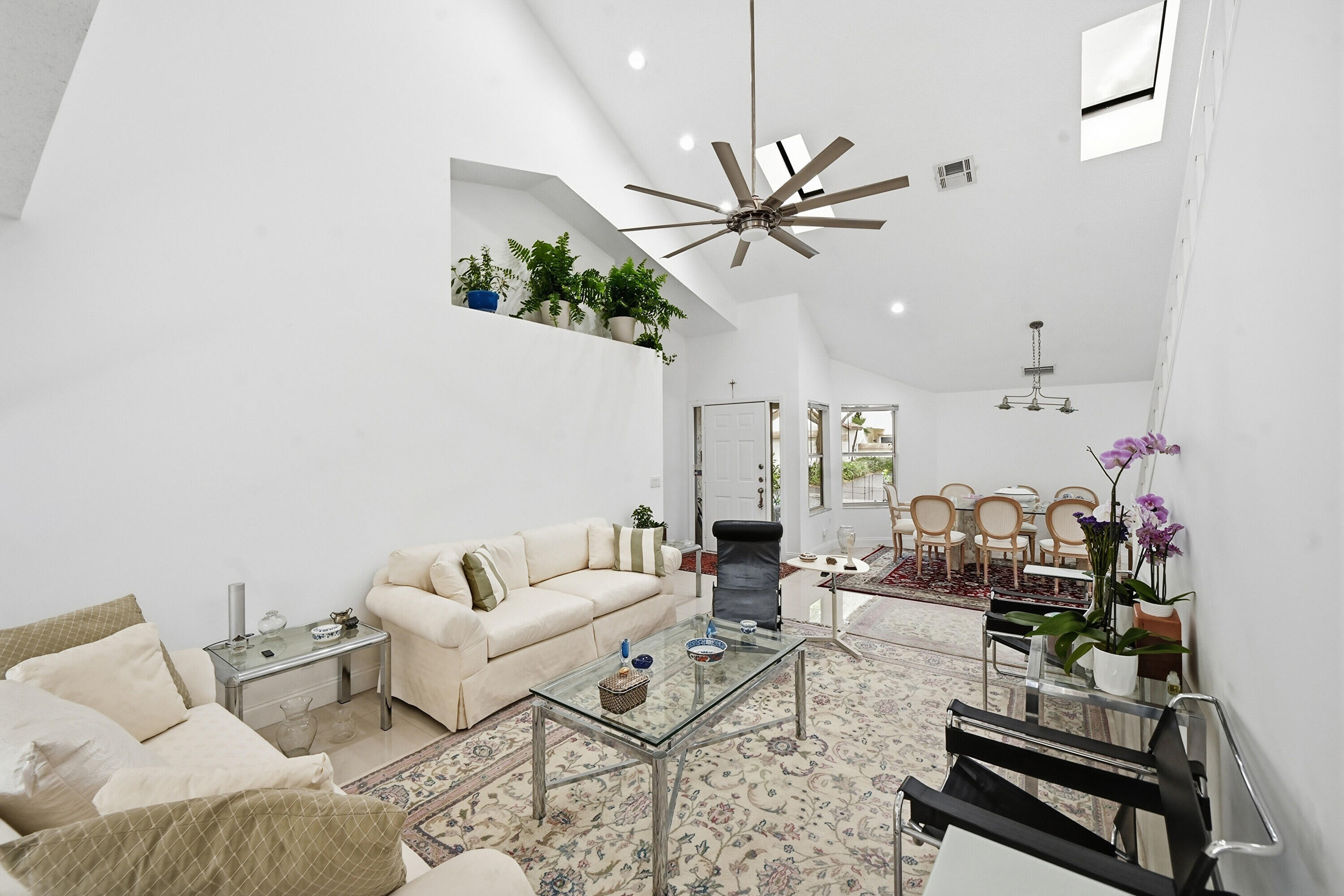 5236 Majorca Club Drive Boca Raton, FL 33486 - Photo 14 of 40 Family Room