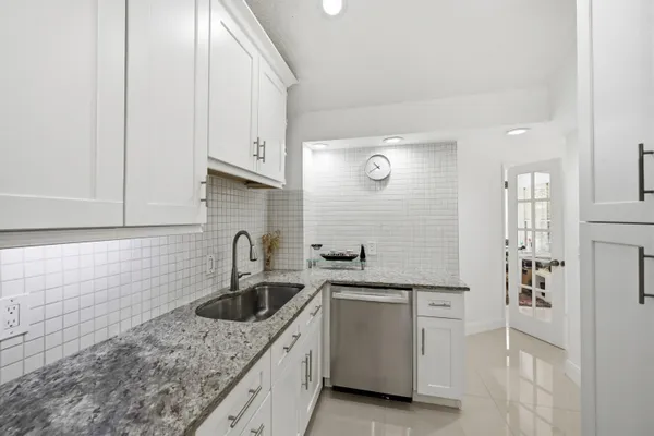 $650,000 | 5236 Majorca Club Drive, Boca Raton, FL 33486