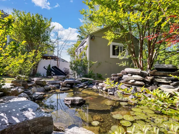 $584,500 | 1060 Crawford Drive, Lancaster, SC 29720