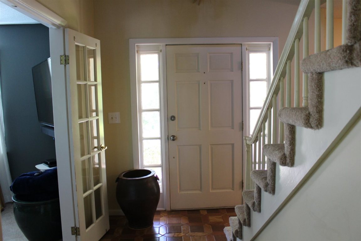 321 Hillandale Road Seneca, SC 29672 - Photo 7 of 36 Gallery Image 7