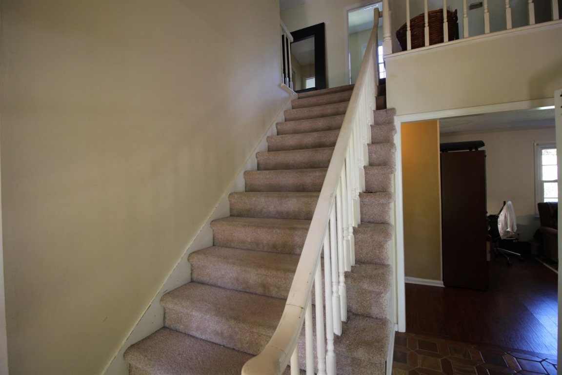 321 Hillandale Road Seneca, SC 29672 - Photo 8 of 36 Gallery Image 8
