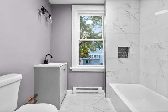 $2,650 | 1148 Hope Street, Unit 2, Stamford, CT 06907