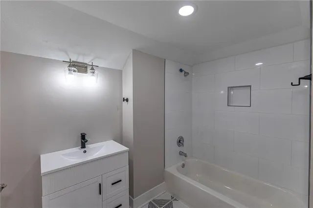 $575,000 | 3517 Jefferson Street, Kansas City, MO 64111