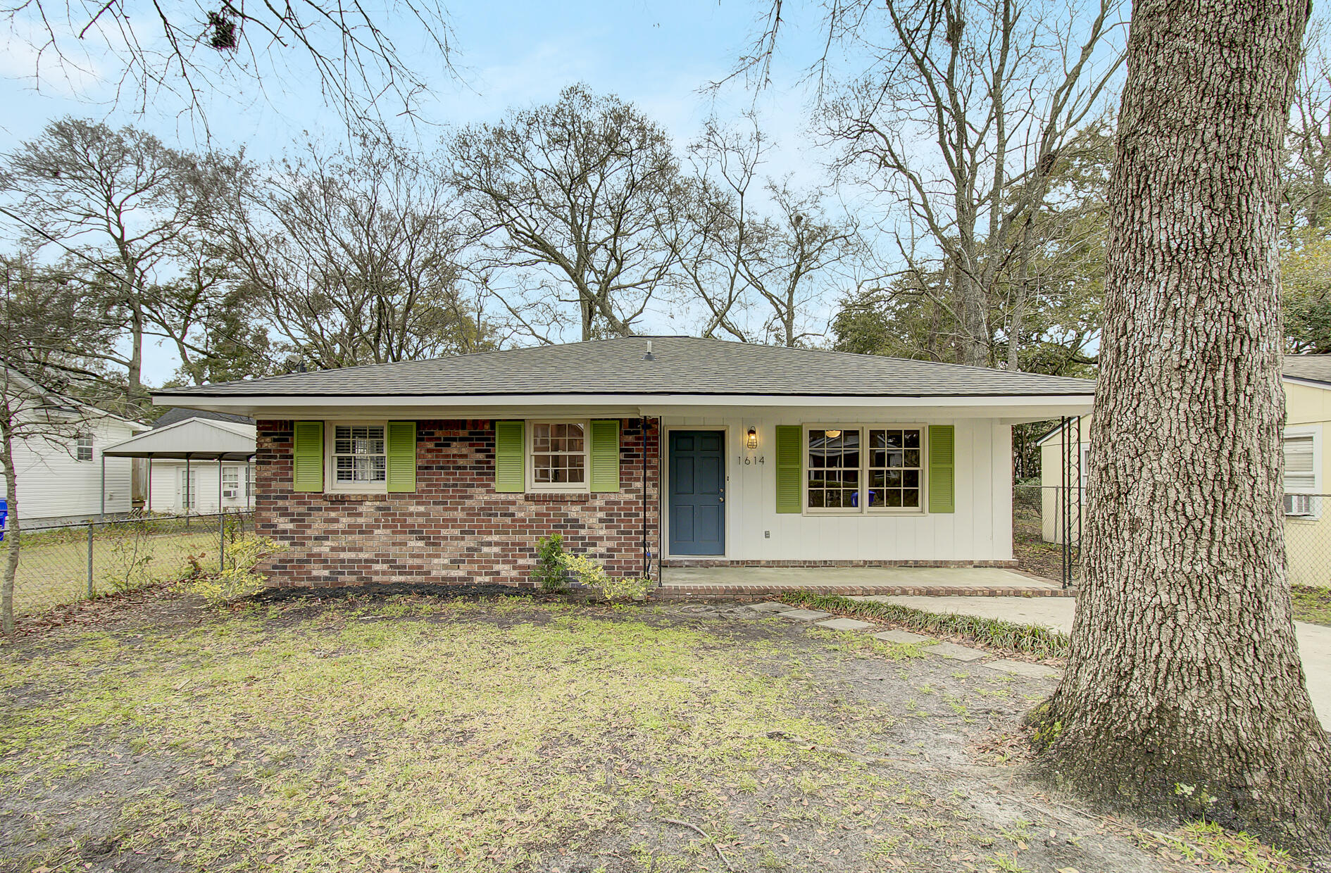 1614 Pinecrest Road Charleston, SC 29407 - Photo 1 of 25 %281%29 (3)