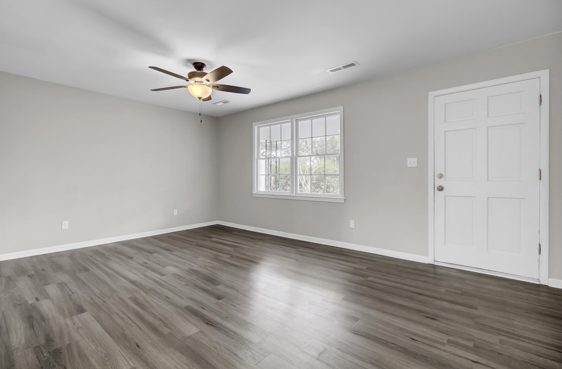 1614 Pinecrest Road Charleston, SC 29407 - Photo 6 of 25 %288%29 (3)