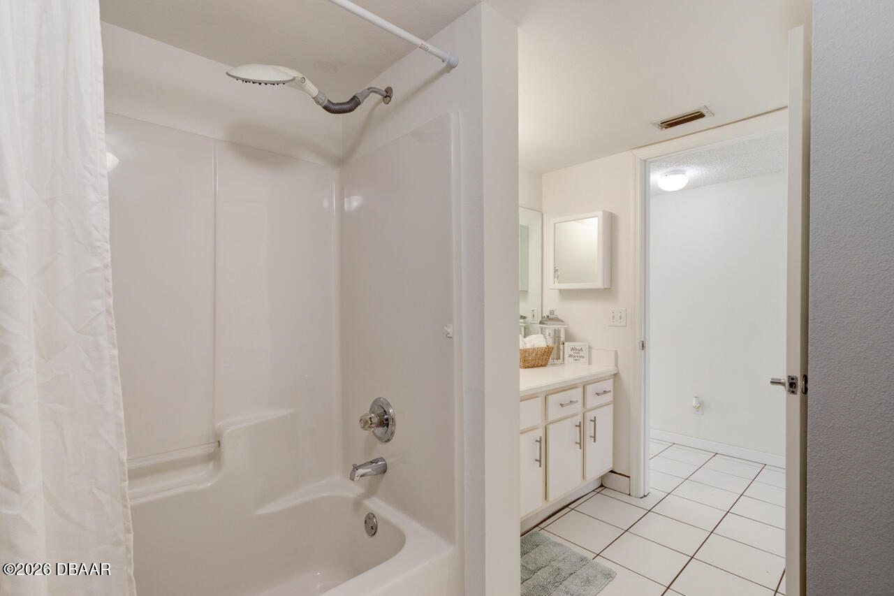 1601 Big Tree Road, Unit 902 Daytona Beach, FL 32119 - Photo 13 of 30 Your RealT