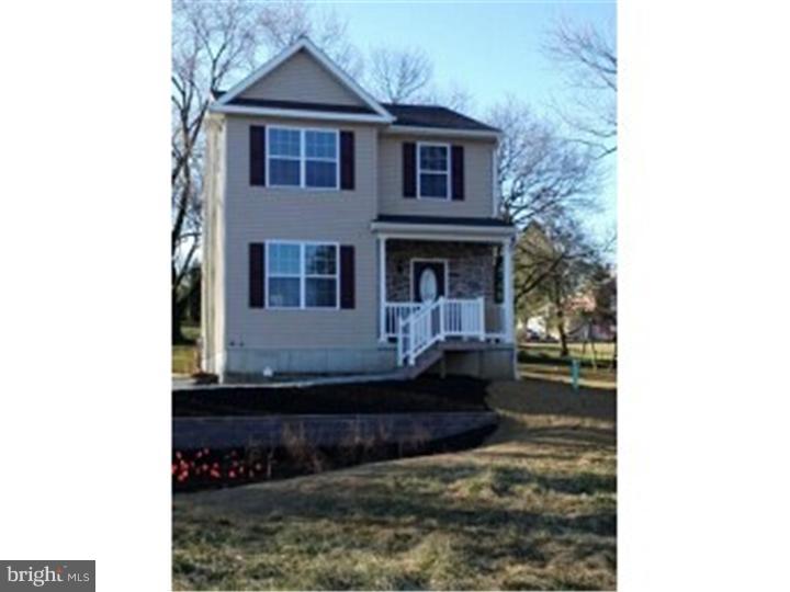 405 Maple Street Avondale, PA 19311 - Photo 1 of 4 Gallery Image 1