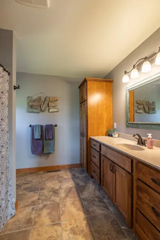 $575,000 | W7534 Sylvester Road, Holland, WI 54636