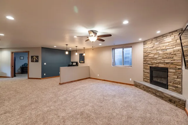 $575,000 | W7534 Sylvester Road, Holland, WI 54636