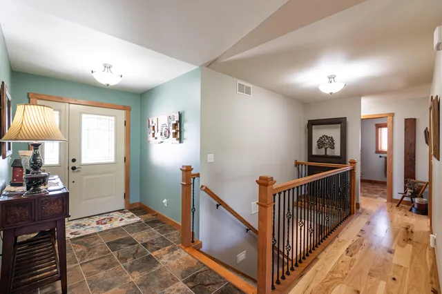 $575,000 | W7534 Sylvester Road, Holland, WI 54636