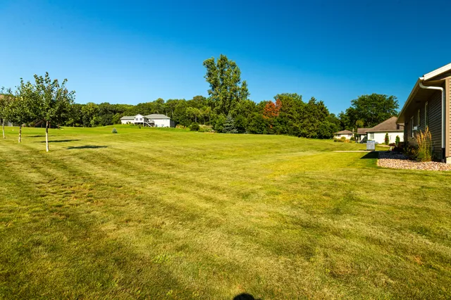 $575,000 | W7534 Sylvester Road, Holland, WI 54636