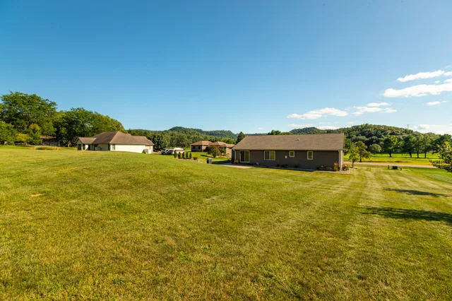$575,000 | W7534 Sylvester Road, Holland, WI 54636