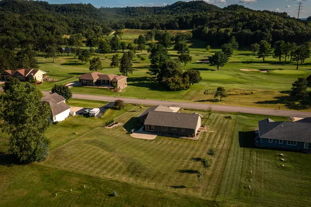 $575,000 | W7534 Sylvester Road, Holland, WI 54636