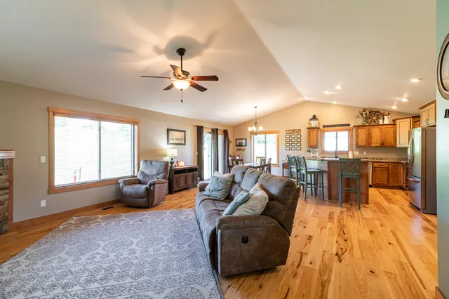$575,000 | W7534 Sylvester Road, Holland, WI 54636