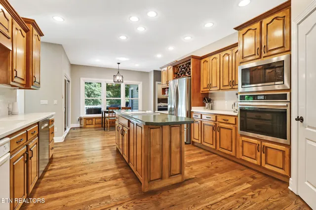 $635,000 | 31 Holly Lane, Fairfield Glade, TN 38558