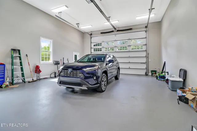 $635,000 | 31 Holly Lane, Fairfield Glade, TN 38558