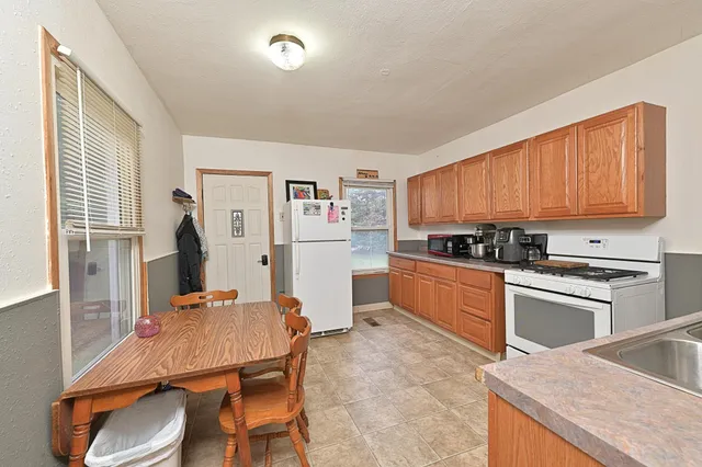 $65,000 | 117 East Hibbing Avenue, Keewatin, MN 55753