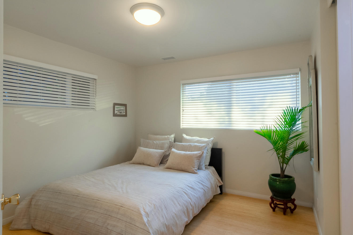 110 Canada Street Ojai, CA 93023 - Photo 12 of 30 12. Master bedroom