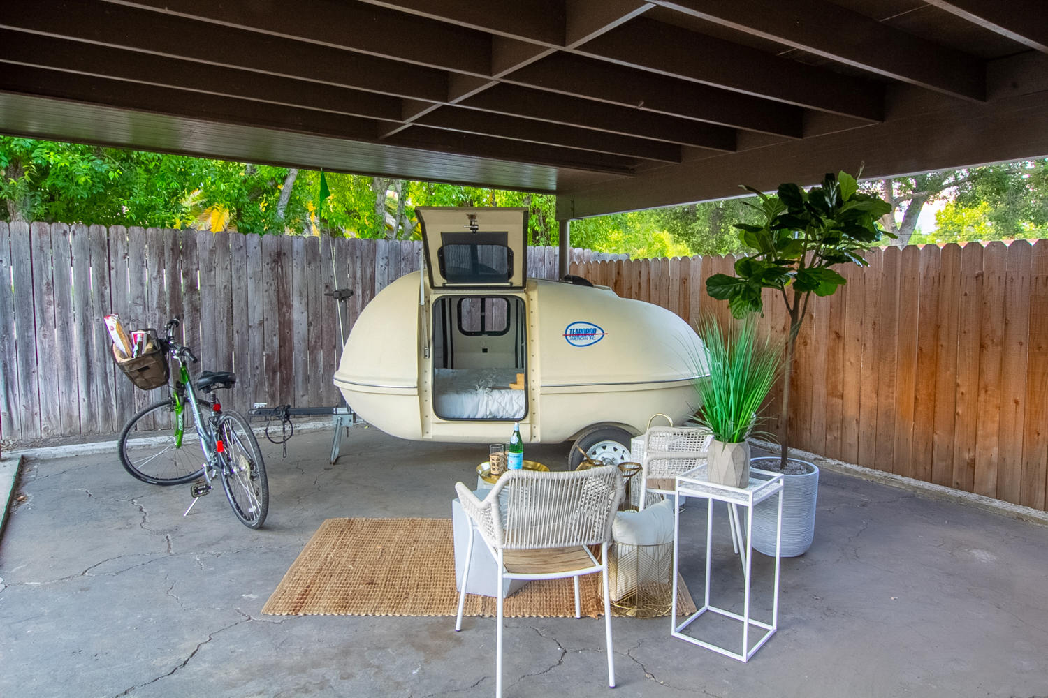 110 Canada Street Ojai, CA 93023 - Photo 28 of 30 28. Carport area