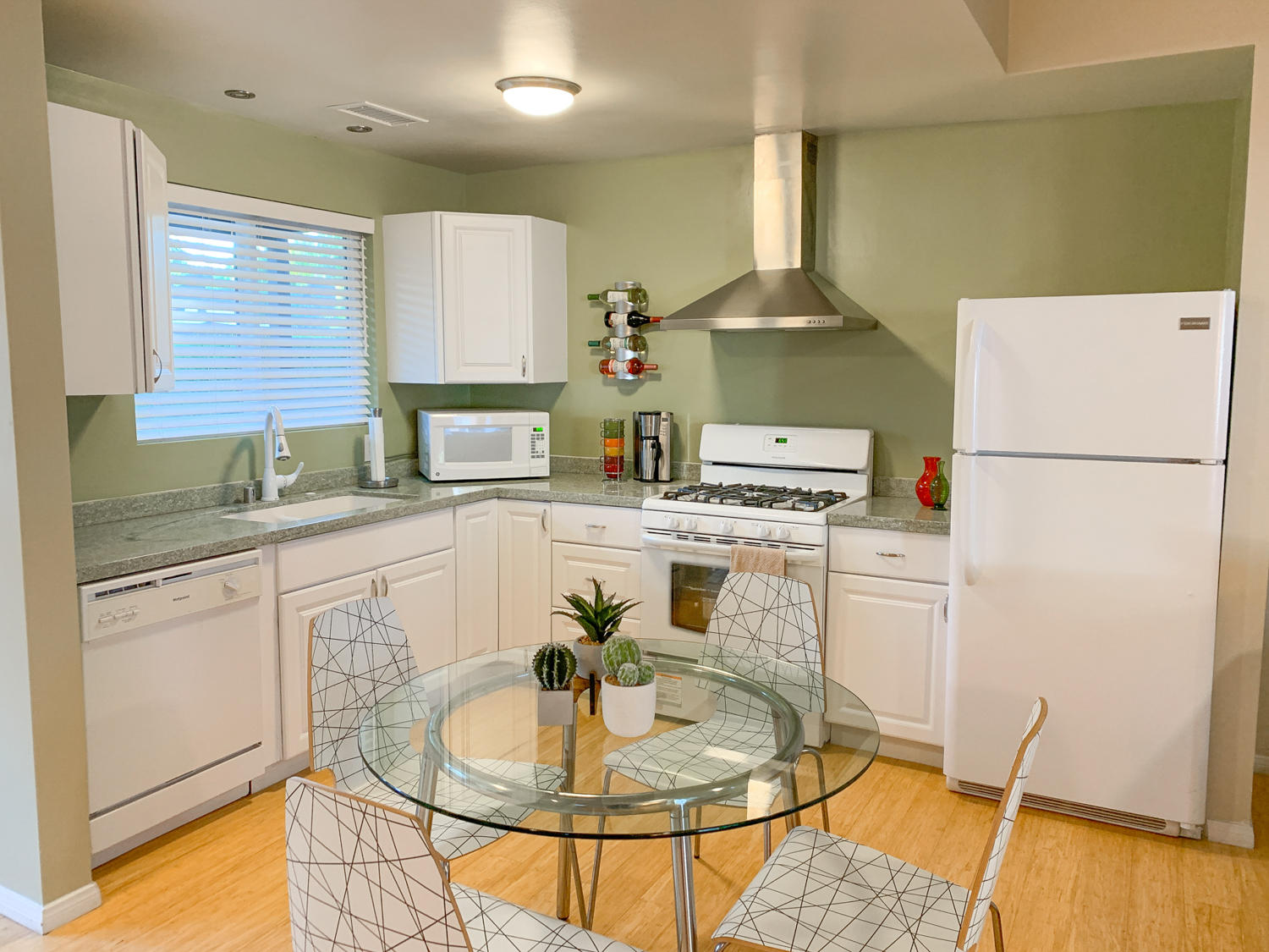110 Canada Street Ojai, CA 93023 - Photo 6 of 30 6. Kitchen