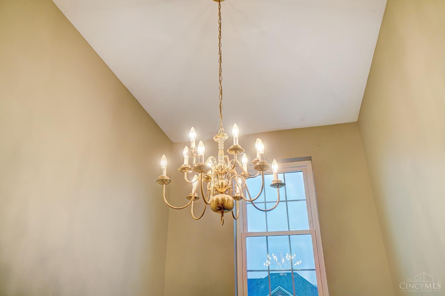 5018 Midfield Road Cincinnati, OH 45244 - Photo 9 of 81 Gallery Image 9