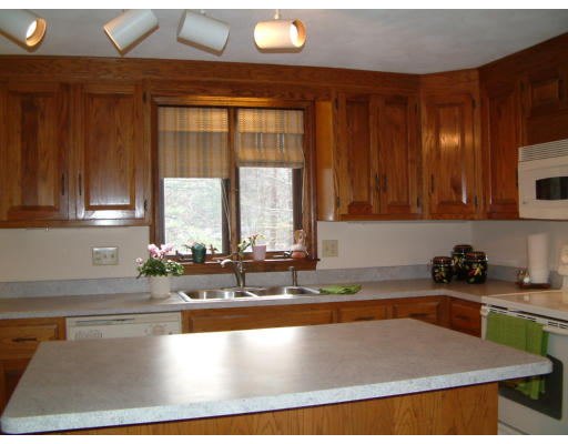 11 Pueblo Road Medfield, MA 02052 - Photo 11 of 19 Gallery Image 11