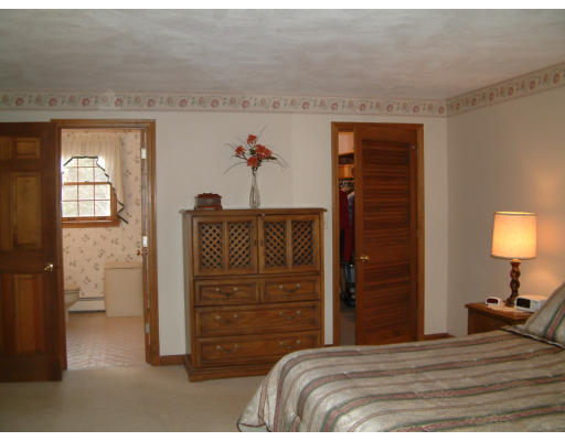 11 Pueblo Road Medfield, MA 02052 - Photo 14 of 19 Gallery Image 14