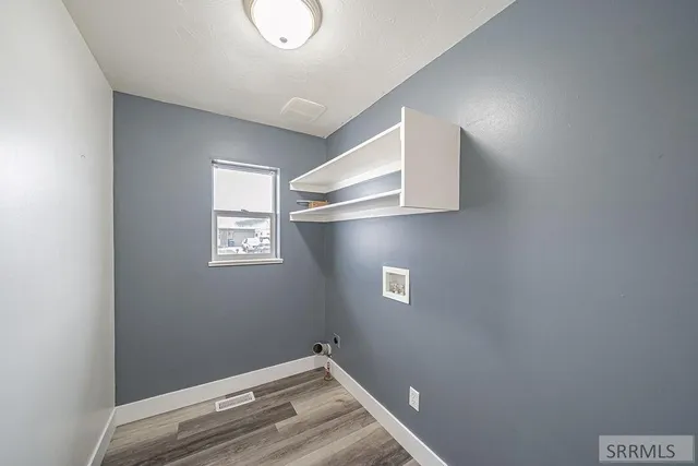 $390,000 | 3321 East Larson Drive, Idaho Falls, ID 83401