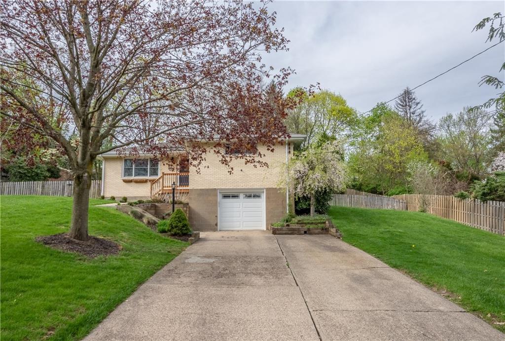 271 Manor Road Wexford, PA 15090 - Photo 2 of 25