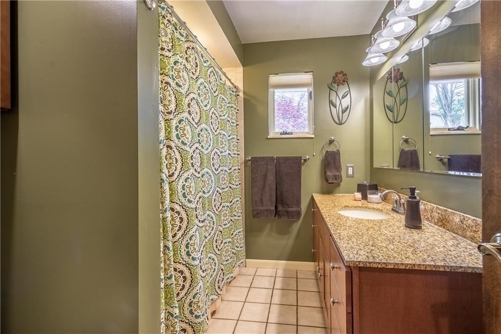 271 Manor Road Wexford, PA 15090 - Photo 14 of 25